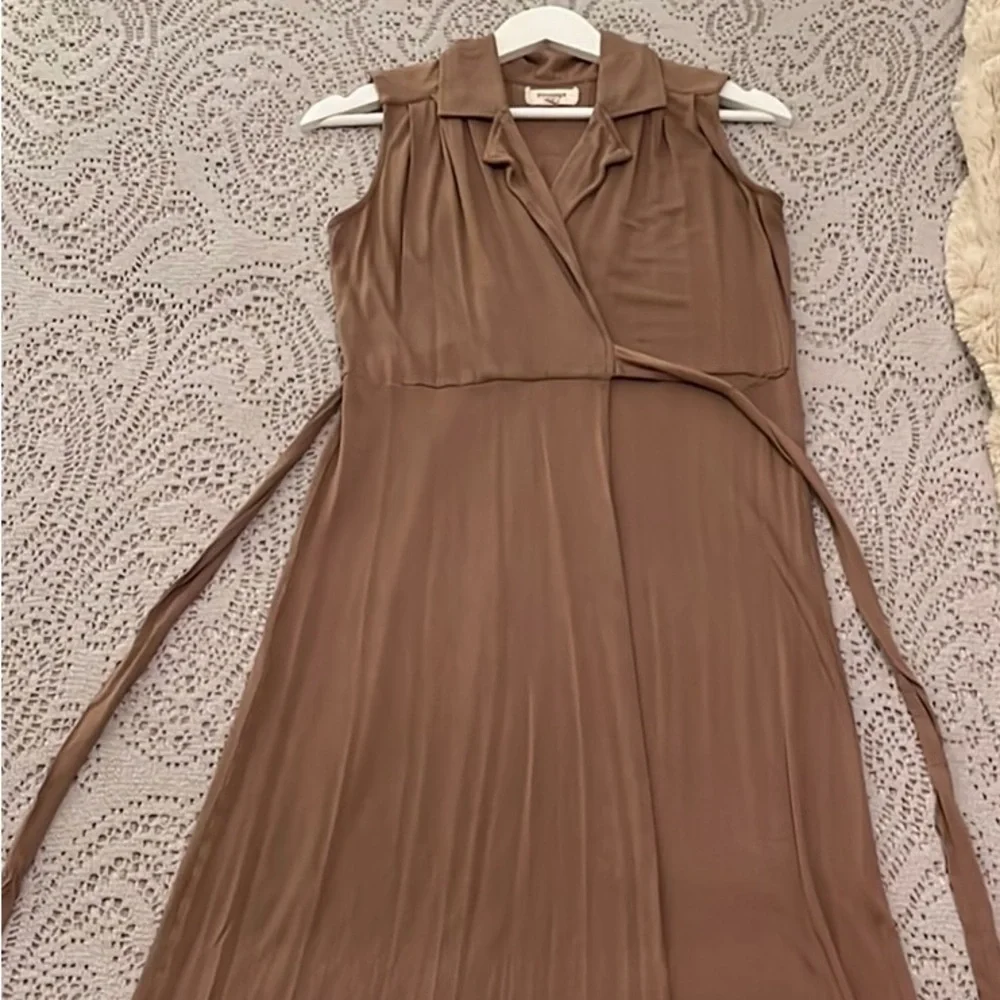 Anthropologie light brown camel trench coat style wrap dress XS 4 6 ๐ค๐ต๏ธ๐๐ป๐งฅ - Picture 2 of 7